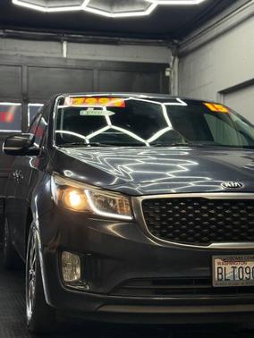 2015 Kia Sedona SX