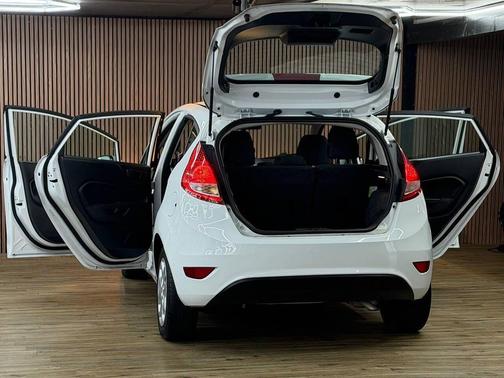 2013 Ford Fiesta SE
