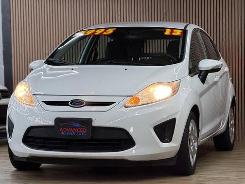 2013 Ford Fiesta SE