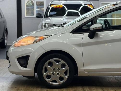 2013 Ford Fiesta SE