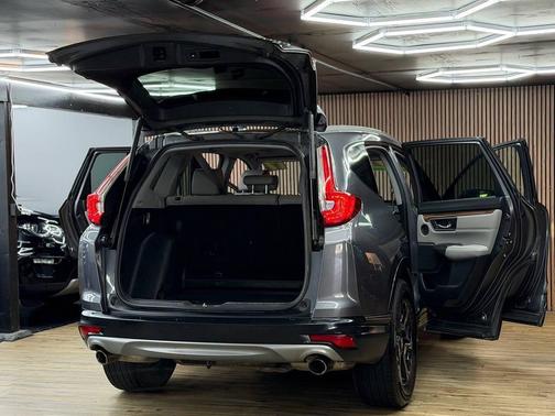 Modern Steel Metallic 2017 Honda CR-V Touring
