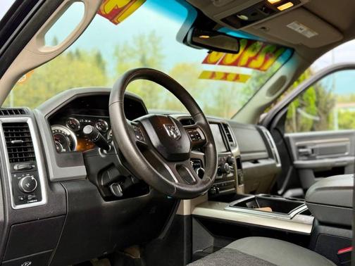 Black Clearcoat 2014 RAM 1500 SLT