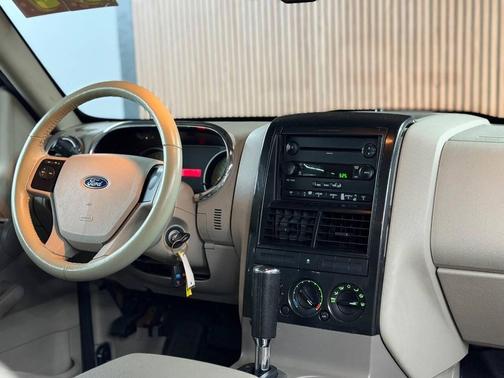 2007 Ford Explorer Sport Trac XLT