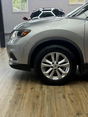 Brilliant Silver 2016 Nissan Rogue SV