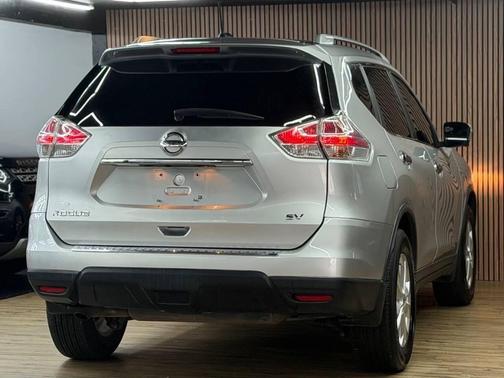 Brilliant Silver 2016 Nissan Rogue SV