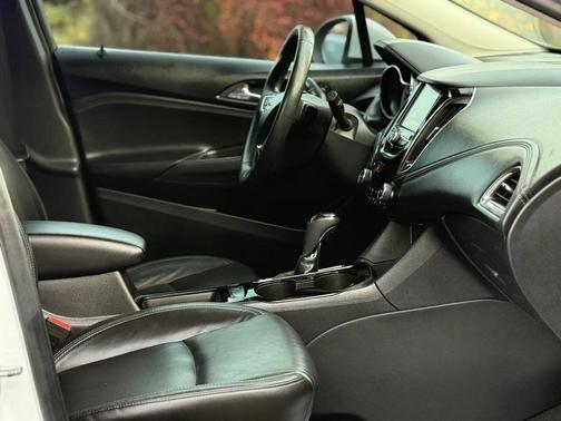 2018 Chevrolet Cruze Premier