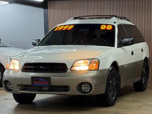 2000 Subaru Outback Base