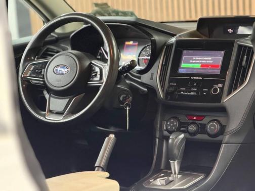 2019 Subaru Impreza 2.0i