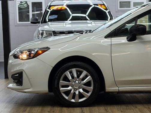 2019 Subaru Impreza 2.0i