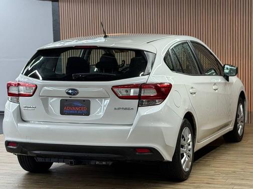 2019 Subaru Impreza 2.0i