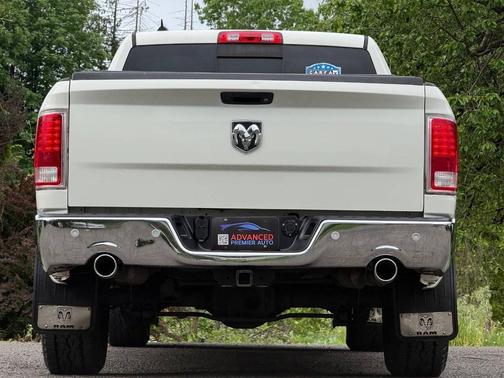 Pearl White 2016 RAM 1500 Laramie