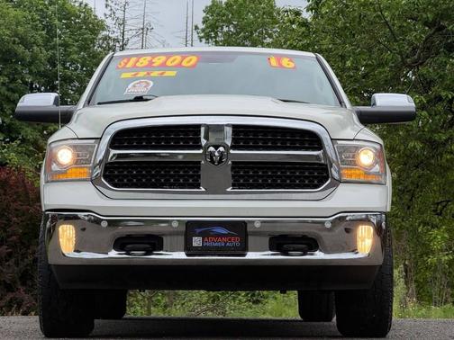 Pearl White 2016 RAM 1500 Laramie