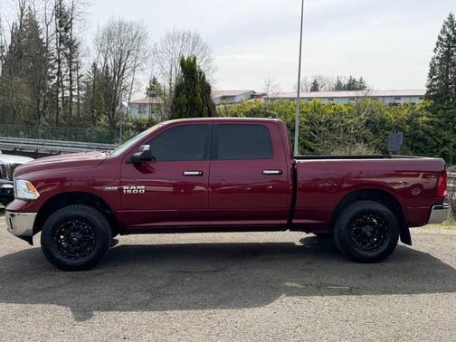 Delmonico Red Pearlcoat 2018 RAM 1500 Big Horn