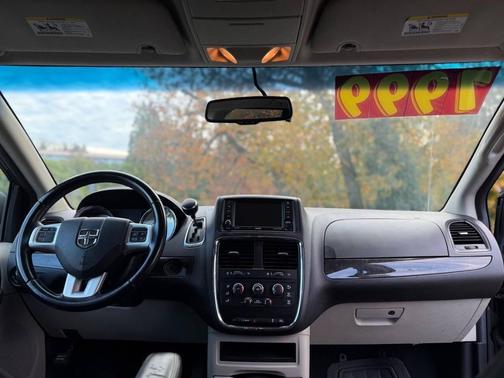 2016 Dodge Grand Caravan AVP/SE
