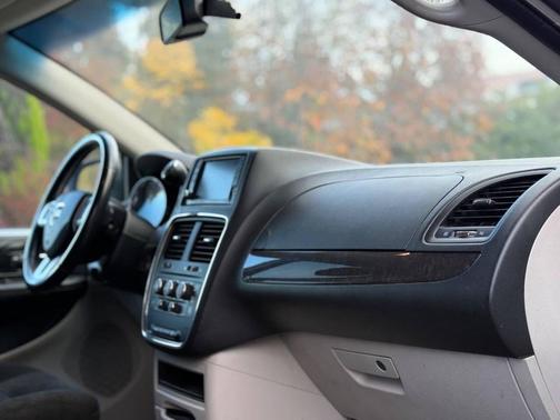 2016 Dodge Grand Caravan AVP/SE