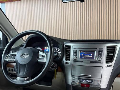 Cypress Green Pearl 2013 Subaru Outback 2.5i Limited