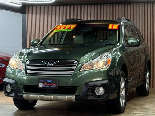 Cypress Green Pearl 2013 Subaru Outback 2.5i Limited