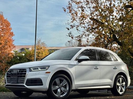 2018 Audi Q5 2.0T Premium Plus