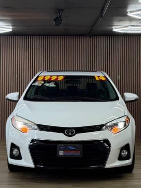 Super White 2014 Toyota Corolla S Plus
