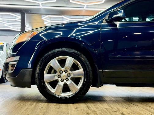Blue Velvet Metallic 2017 Chevrolet Traverse 1LT