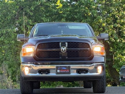 Black Clear Coat 2018 RAM 1500 SLT