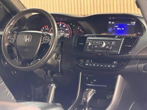 2017 Honda Accord Sport SE