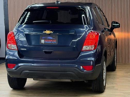 Storm Blue Metallic 2018 Chevrolet Trax LS