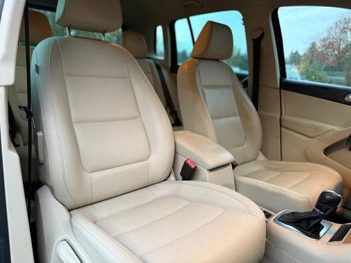 2013 Volkswagen Tiguan SE