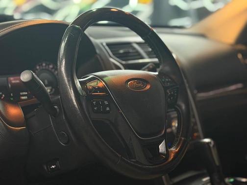 Guard 2016 Ford Explorer Platinum