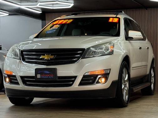 White Diamond Tricoat 2013 Chevrolet Traverse LTZ