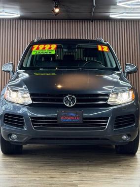 Night Blue Metallic 2012 Volkswagen Touareg VR6 Lux