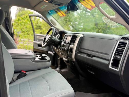 Black Clear Coat 2016 RAM 1500 SLT