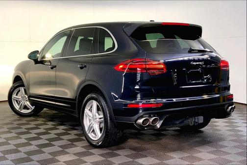 2018 Porsche Cayenne S