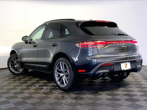 2026 Porsche Macan AWD