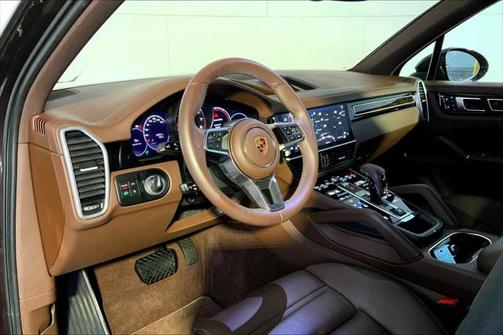 2023 Porsche Cayenne AWD