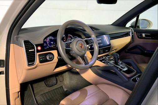 2022 Porsche Cayenne Cayenne