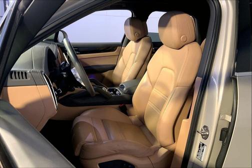 2022 Porsche Cayenne Cayenne