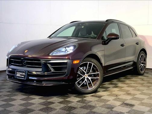 COPPER RUBY 2023 Porsche Macan Macan