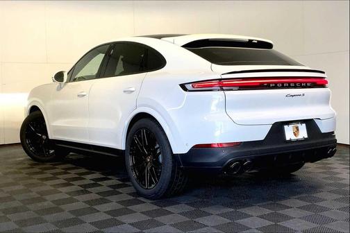 2025 Porsche Cayenne S