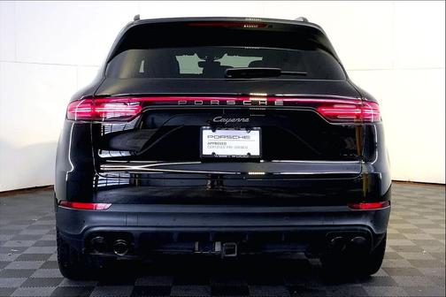 2022 Porsche Cayenne Platinum Edition