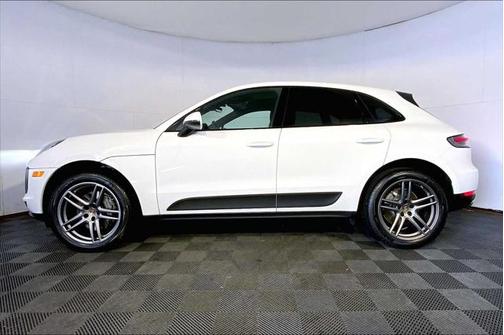 2021 Porsche Macan Base