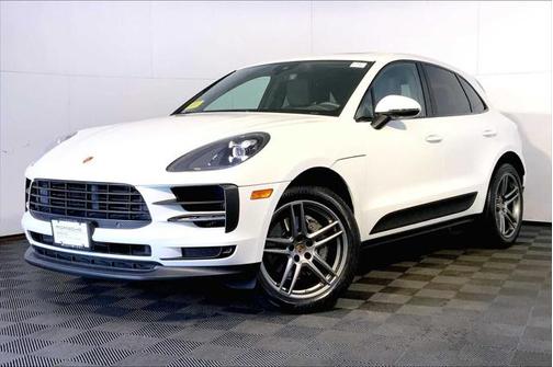 2021 Porsche Macan Base