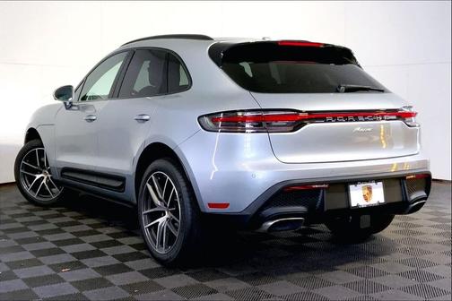 2026 Porsche Macan AWD