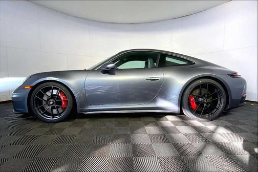 2026 Porsche 911 Carrera GTS