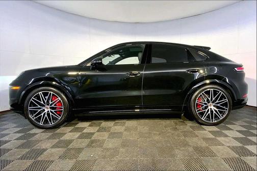 2025 Porsche Cayenne S