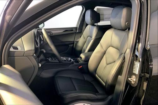 2026 Porsche Macan T