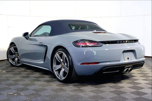 2025 Porsche 718 Boxster S