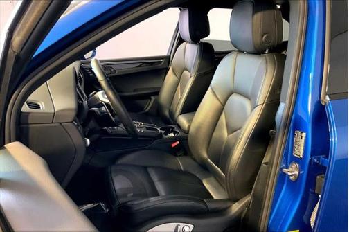 2018 Porsche Macan Base