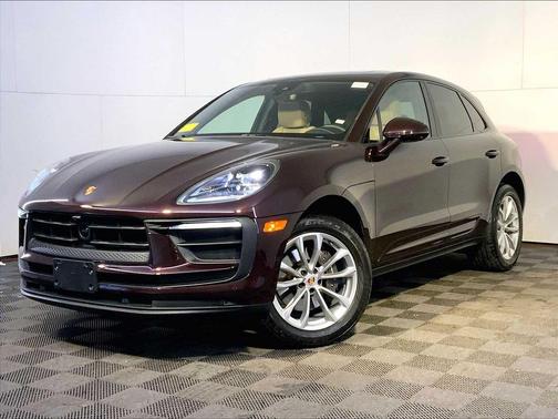 2025 Porsche Macan AWD