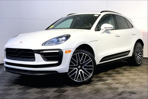 2022 Porsche Macan 